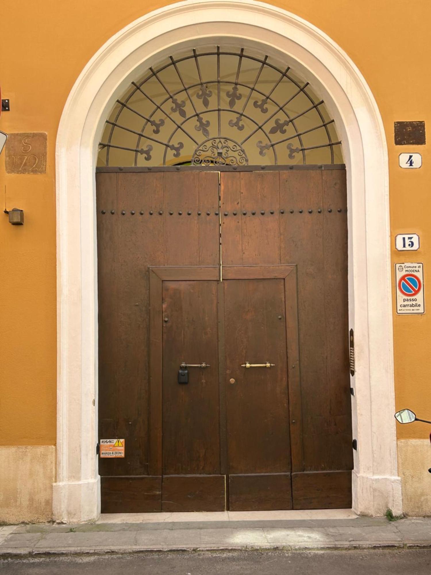 Ferienwohnung Domus Modena Exterior foto